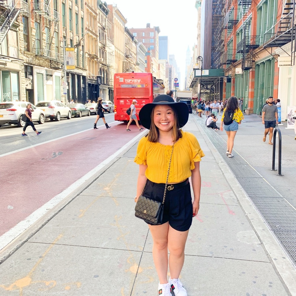 Meet your Posher, Amy